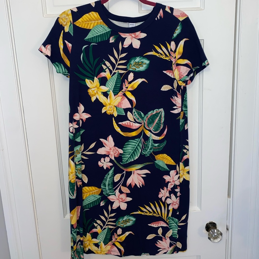 Women's Old Navy Tropical T-Shirt Dress